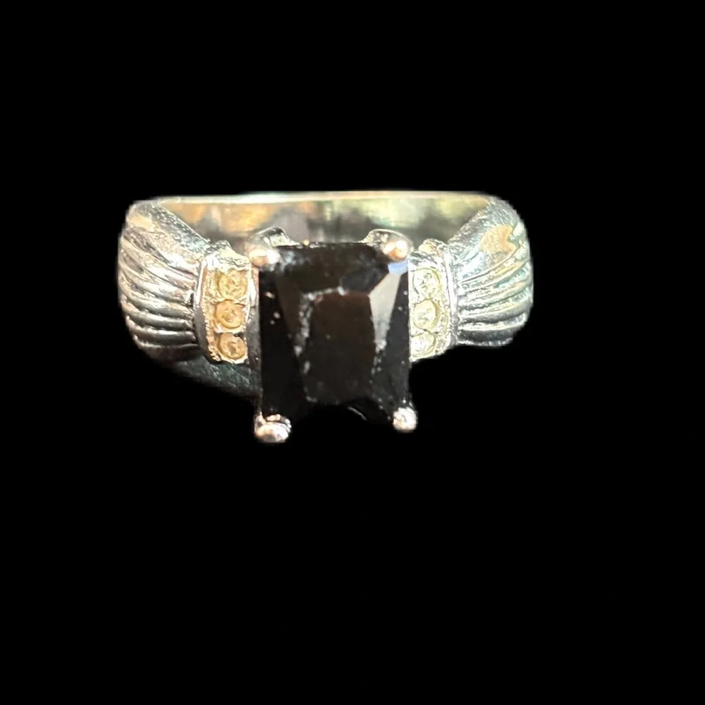 VTG Black and Silver Ring